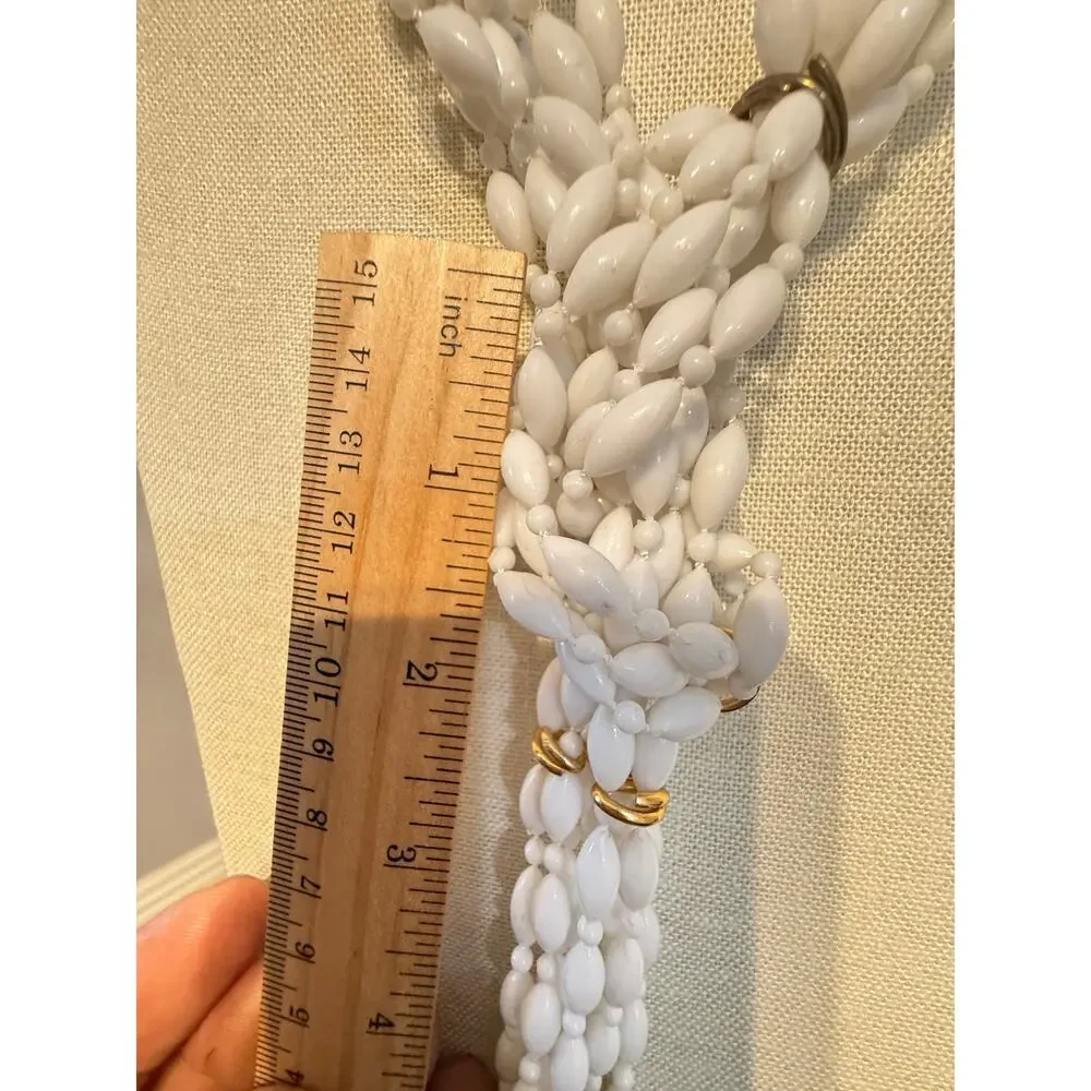 Vintage White Multi Strand Lariat Bead Necklace 26-50”